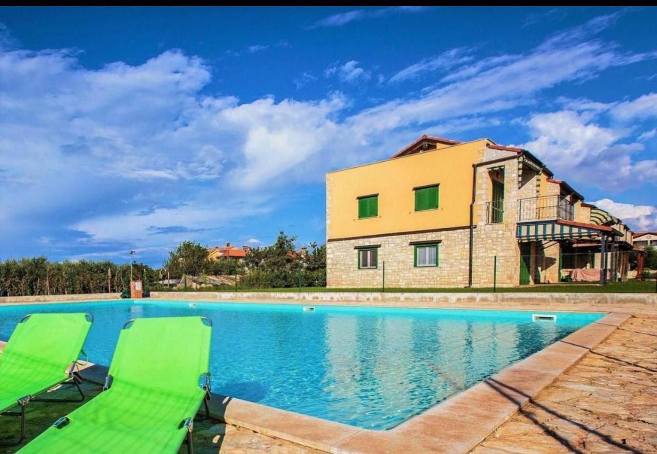 Apartment Aleks Tar-Vabriga المظهر الخارجي الصورة