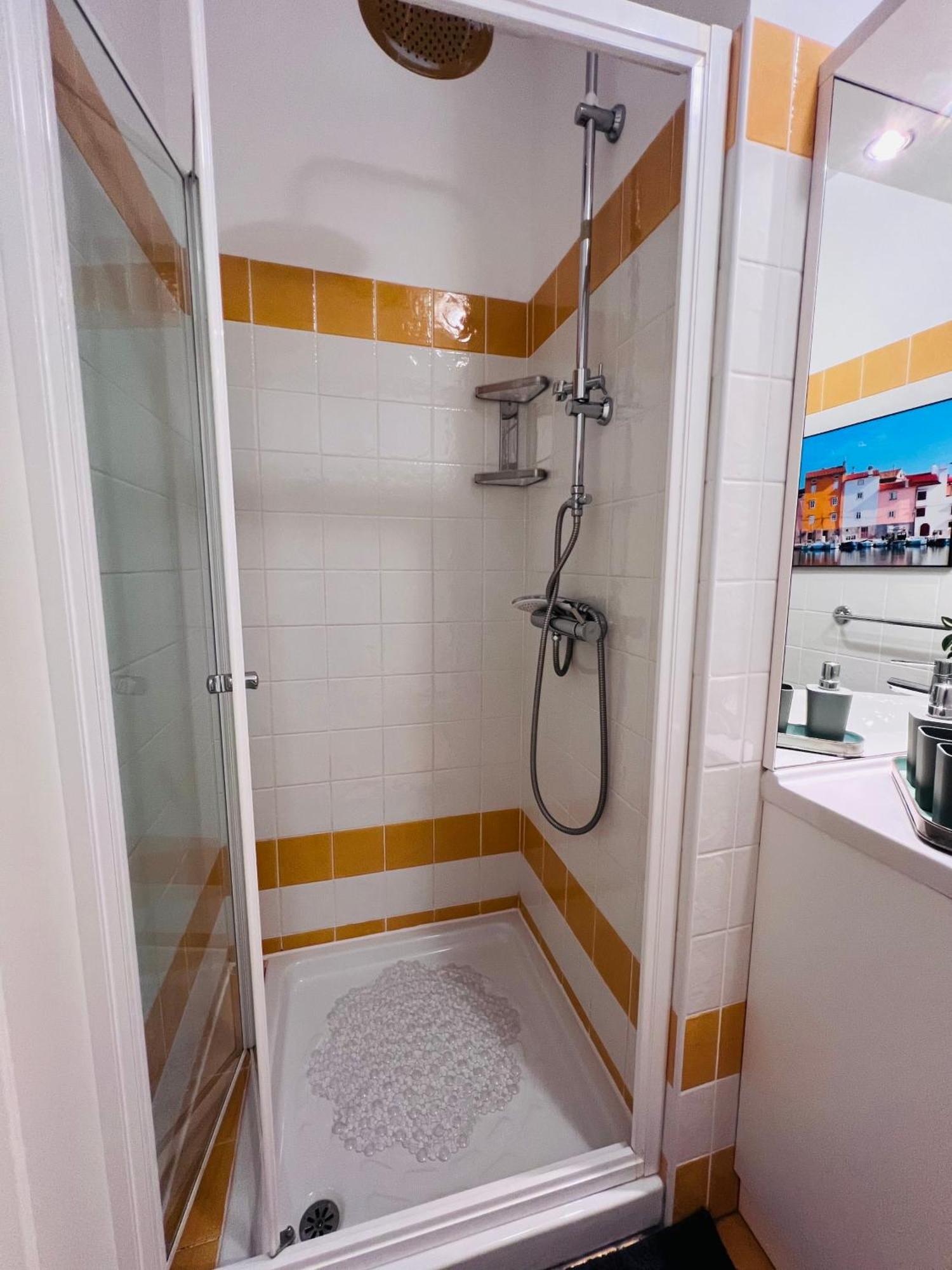 Apartment Aleks Tar-Vabriga المظهر الخارجي الصورة